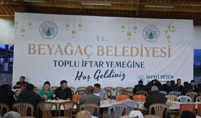 Beyağaçlılar Oruçlarını Toplu İftar Programında Birlikte Açtı
