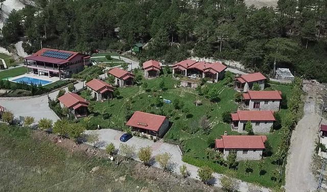 Çameli'nin Doğayla İç İçe Ünlü Taş Konakları Dünyaya Tanıtılıyor