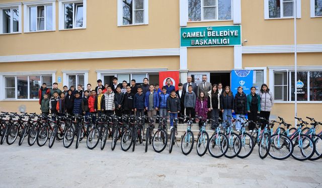 Haydi Çocuklar Camiye Projesi Kapsamında Öğrencilere Bisiklet Takdim Edildi
