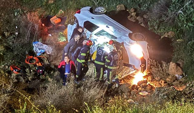 Kontrolden çıkan otomobil dere yatağına uçtu: 1 yaralı