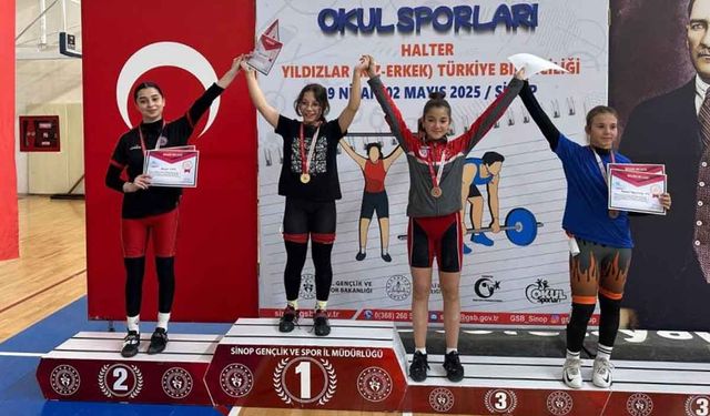 Denizlili genç halterci Türkiye şampiyonu oldu