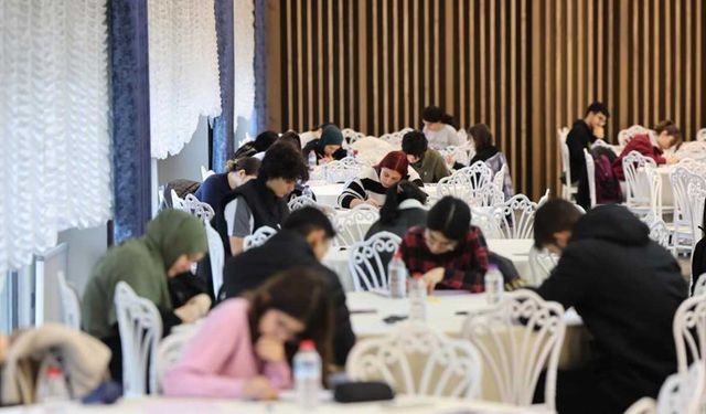 Merkezefendi’de Ücretsiz TYT ve AYT Denemeleri Devam Ediyor