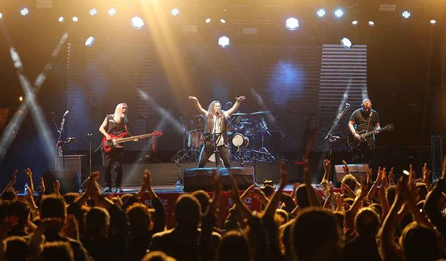 Necati ve Saykolar, Merkezefendililere Unutulmaz Bir Gece Yaşattı