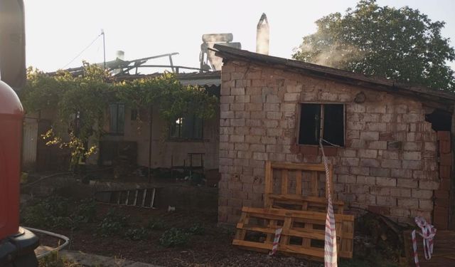 Denizli'de Yangın Faciası: Yaşlı Kadın Hayatını Kaybetti
