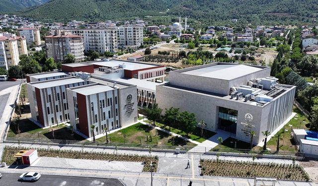 Büyükşehir Belediyesi Engelsiz Spor ve Yaşam Merkezi Hizmete Açıldı
