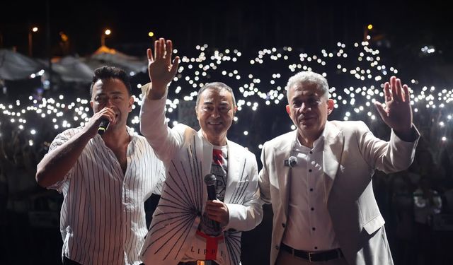 28.Uluslararası Çal Bağ Bozumu Festivali'nde Serdar Ortaç Coşkusu