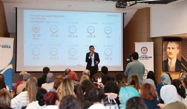 Denizli Büyükşehir’den kadın girişimciler için “E-Ticaret Yolculuğu” eğitimi