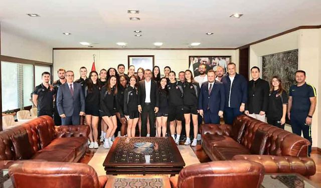 Denizli Büyükşehir’in sultanları yeni sezona hazır