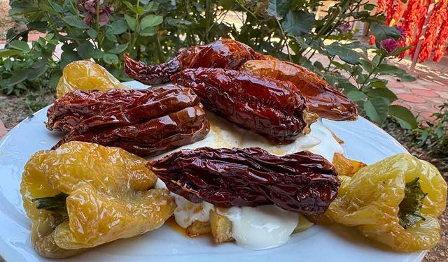 İngiliz ve Alman turistler Kale'nin biber tatarı ve pidesine bayıldı