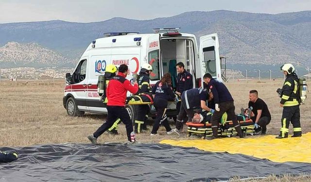 Çardak Havaalanında uçak kaza kırım tatbikatı yapıldı