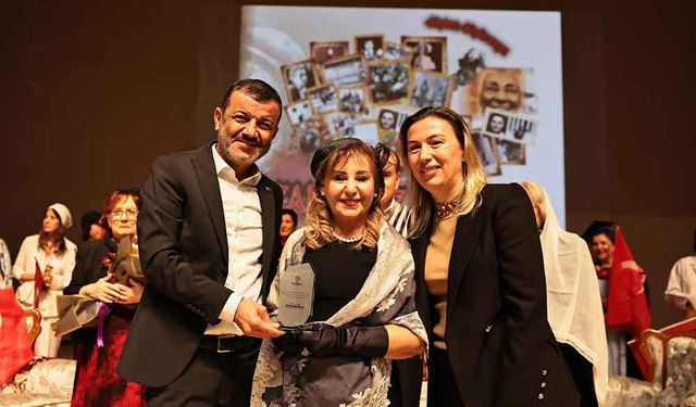 Denizli Büyükşehir’den "Zamansız Kadınlar" gösterisi