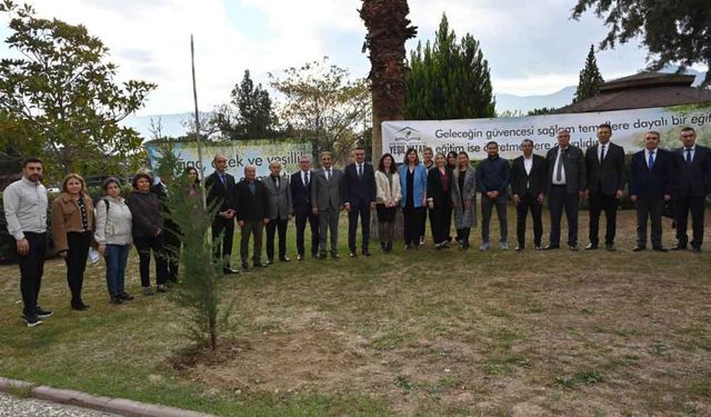 Denizli Milli Eğitim ‘Yeşeren Eller Hareketi Fidan Dikme’ kampanyası başlattı