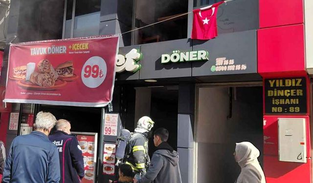 Dönercide çıkan yangın paniğe yol açtı