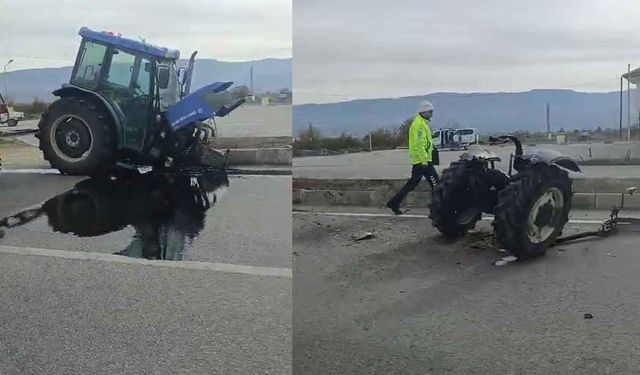 Refüjden yolun karşısına geçmek isteyen traktöre otomobil çarptı