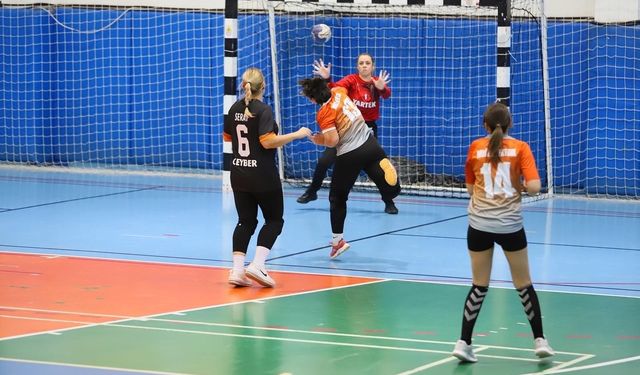 8 ilden 18 takım Denizli’de final bileti arayacak
