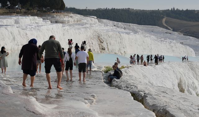 Pamukkale 2026'yı dolu dolu karşılıyor