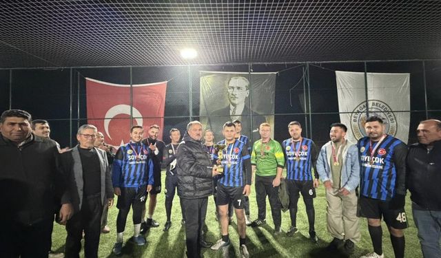 Beyağaç Belediyesi Halı Saha Turnuvasında şampiyon belli oldu