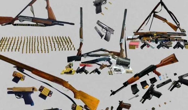 Kale’de kaçak silah ve mühimmatla yakalanan 9 şüpheli gözaltına alındı