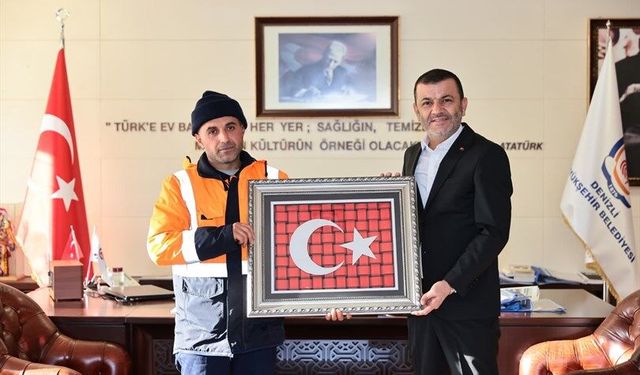 Büyükşehir personelinden alkışlanacak hareket