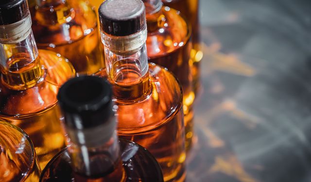 Yılbaşı öncesi sahte içki uyarısı: Barkodlar 860 ile başlamalı