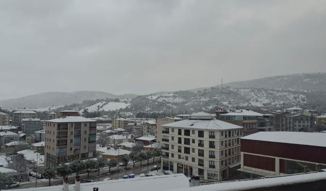 Kale beyaza büründü