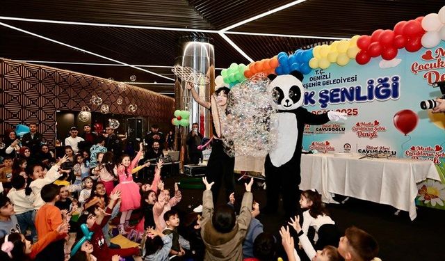 Denizli Büyükşehir’den yarıyıl tatilinde merkezden ilçelere çocuk şenliği