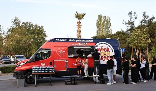 Büyükşehir’in mobil ikram araçları 1 yaşında