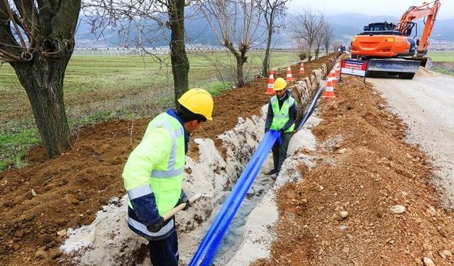 Büyükşehir DESKİ Yassıhöyük’te içme suyu hattını yeniliyor