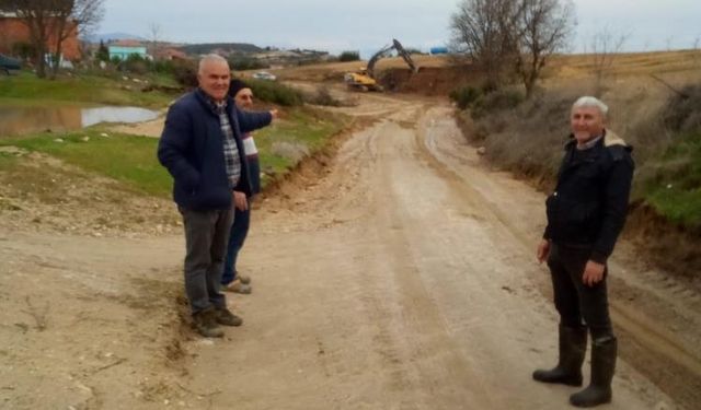 Türlübey’in yol sorununu Büyükşehir çözdü