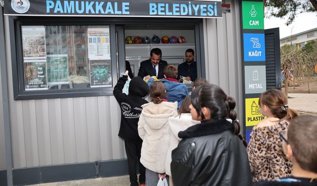 “Pamukkale'de atıklar sevince dönüştü: Minik çevreciler eğlenerek kazandı!”