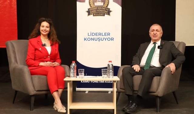 Genç  Liderler  Konuşuyor'da  Ümit Özdağ'a  yoğun ilgi