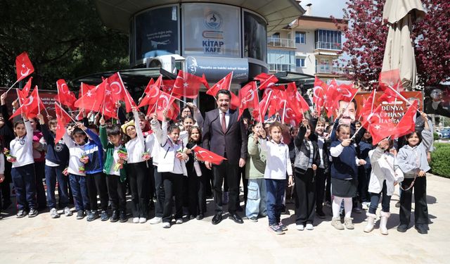 Pamukkale'de  Kütüphaneler  Haftası Kitap Kafe'de Kutlandı