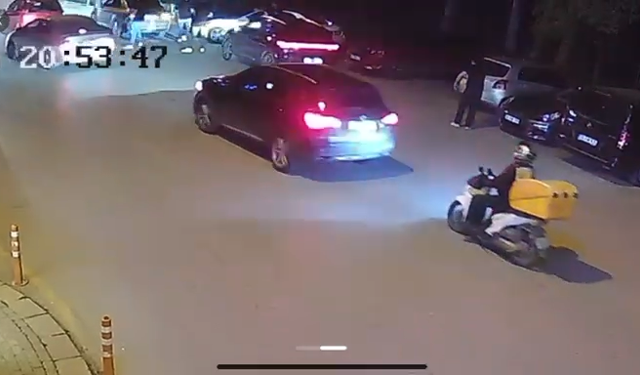 Trafik'te Kavga : 2 Ağır Yaralı