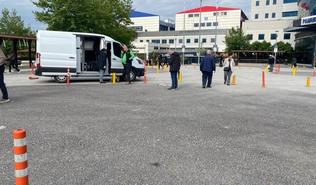 PAÜ Hastanesi girişinde unutulan şüpheli çanta paniğine neden oldu