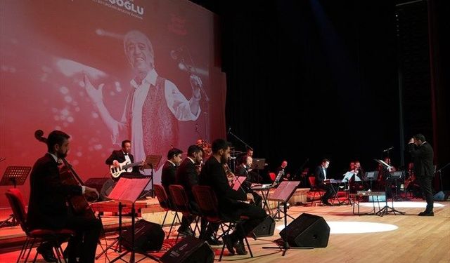 Edip Akbayram Şarkılarıyla Unutulmaz Bir Konser