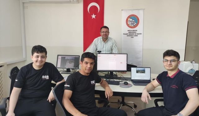 Denizli'li Gençlerin ‘Hava kalitesini izleyen akıllı göz' Projesi Finale Çıktı