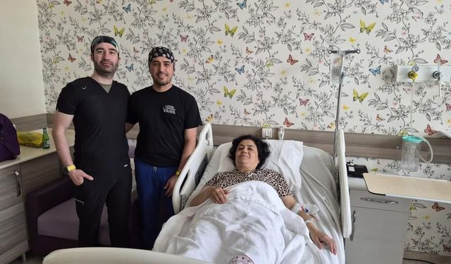 Çivril'li Hasta Kesi Yapılmadan Yapılan Tedaviyle Sağlığına Kavuştu