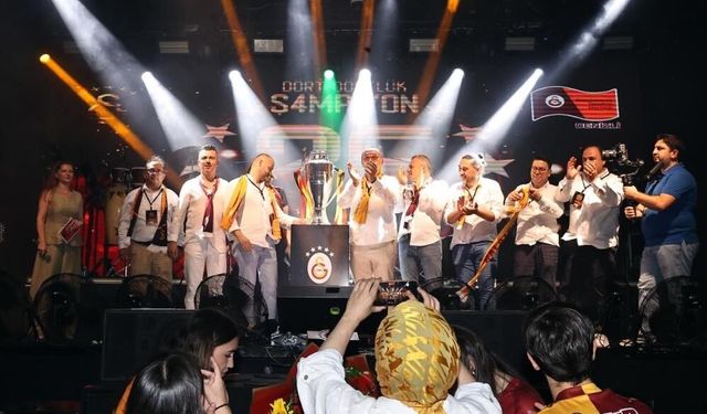 Şampiyonluk Kupası Denizli'deki Galatasaray'lılarla Buluştu