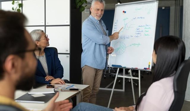 Merkezefendi'de A1 ve A2 Seviye İngilizce Kurs Kayıtları Başladı