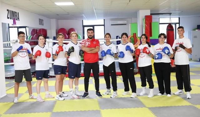 Başarılı Boksörler Türkiye Yıldızlar Boks Şampiyonası’nda Mücadele Edecek
