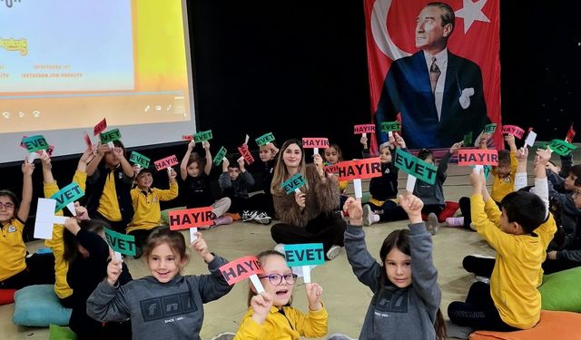 Uzmandan Velilere Yaz Tatili Uyarısı: “Dinlenirken Öğrensin, Öğrenirken Eğlensin”