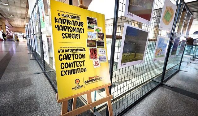 Uluslararası Karikatür Sergisi Otogarda Sanatseverlerle Buluştu