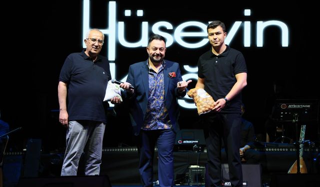 Çameli Festivali’nde Hüseyin Kağıt Rüzgarı Esti
