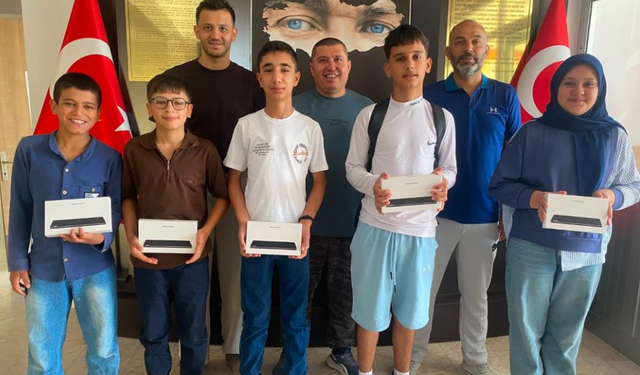 Çameli’de Başarılı Öğrenciler Ödüllerle Uğurlandı