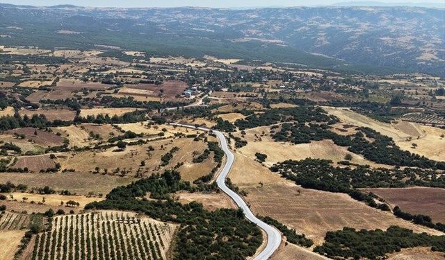 4 İlçeyi Bağlayan Yolda 30 Yıllık Hasret Büyükşehir İle Sona Erdi