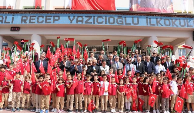 Denizli’de Yeni Eğitim-Öğretim Yılı Heyecanı Coşkuyla Başladı