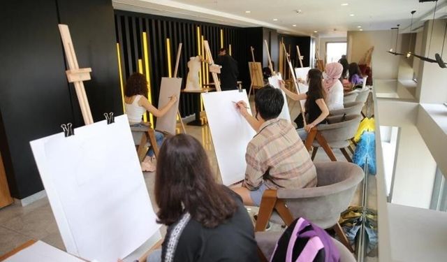 Merkezefendi'de Yüzüncü Yıl Gençlik Ve Yaşam Merkezi’nde Kurs Kayıtları Başladı