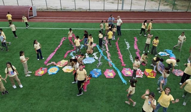Buldan’da Uçurtmalar Gazzeli Çocuklar İçin Uçtu