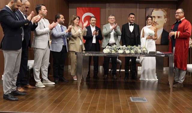Dimsiad Ve Ak Parti Yöneticisi Ziya Duraman, Şahsenem Kızıldağ İle Dünyaevine Girdi