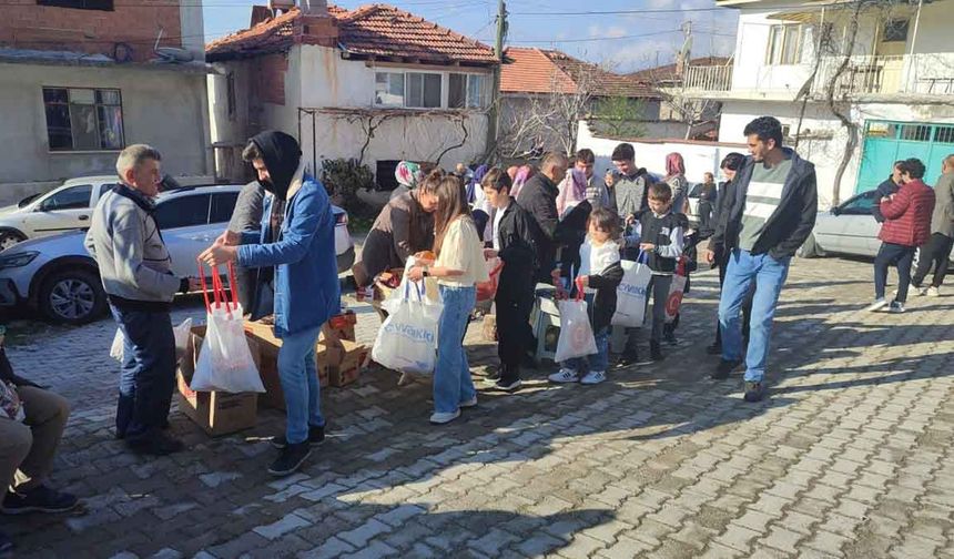 Binlerce çocuk bayram coşkusunu 4 asırlık gelenekleriyle yaşadı